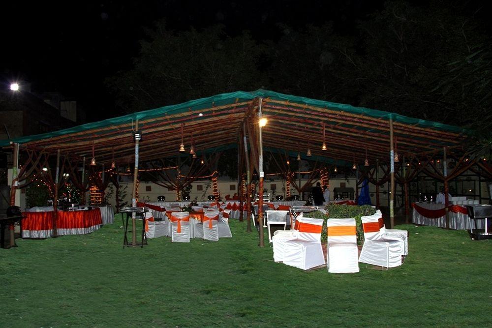 Jaipur Darbar Hotel Exterior photo